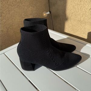 Eileen Fisher vero cuoio Elegant Black Ankle Boots size 6.5